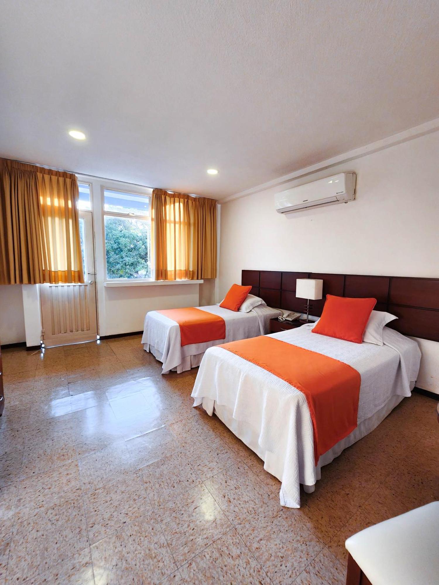 Hotel Anaconda Leticia Exterior photo