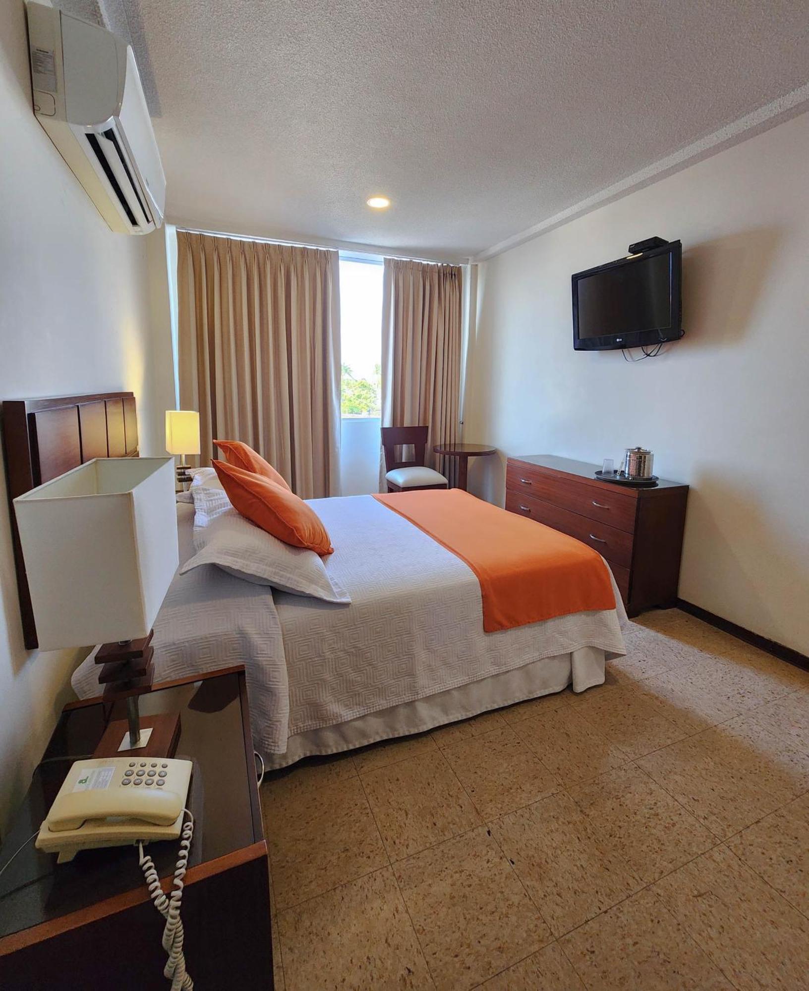 Hotel Anaconda Leticia Exterior photo